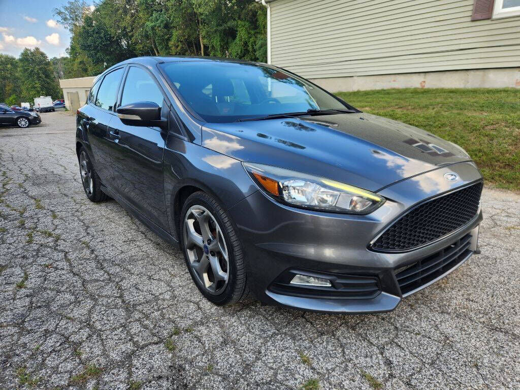 2017 FORD Focus