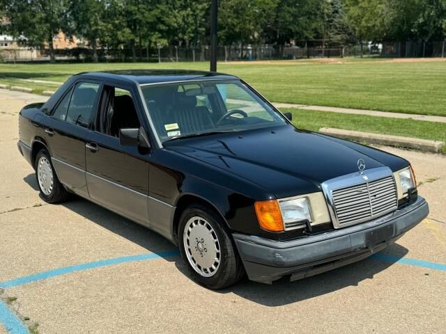 Mercedes-Benz 300