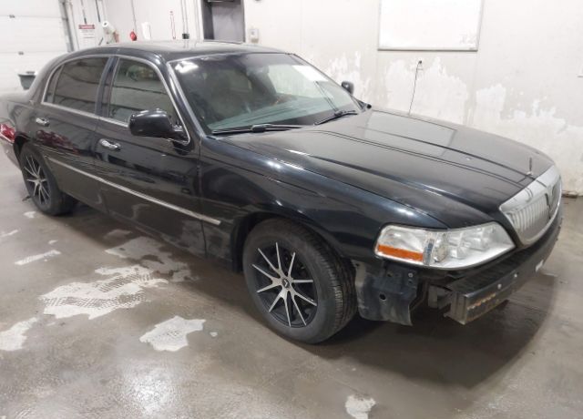 Lincoln Town Car