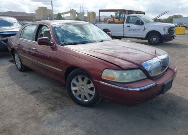 Lincoln Town Car