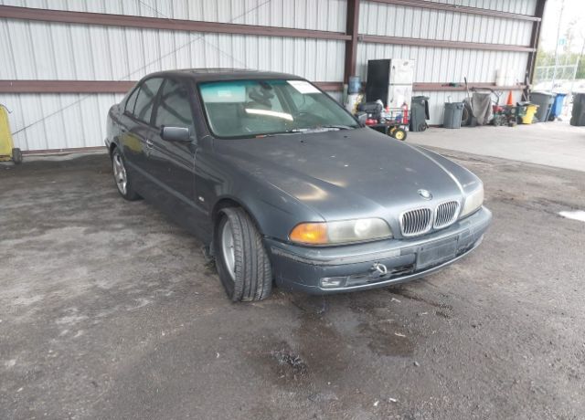 BMW 528i