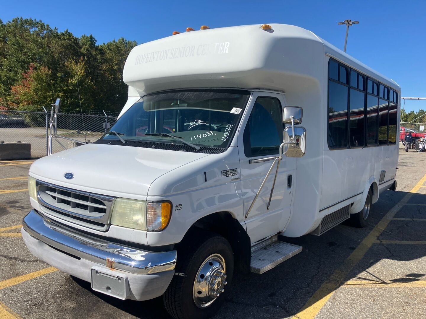Ford E-350