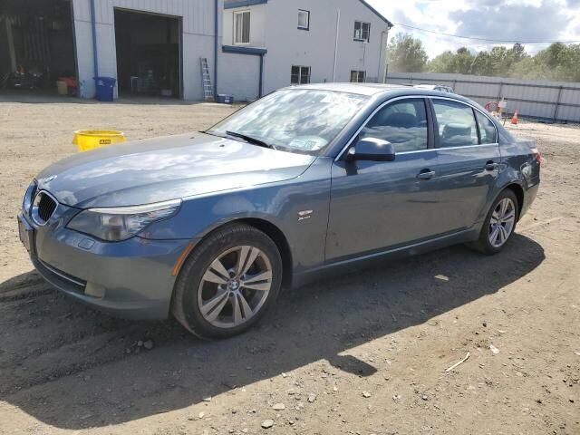 BMW 528i