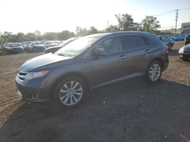 2015 TOYOTA Venza