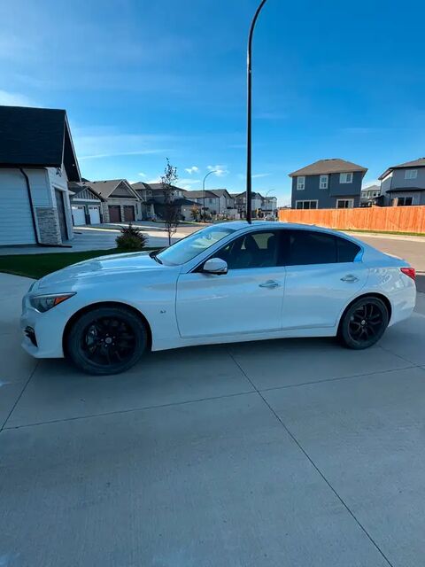 Infiniti Q50