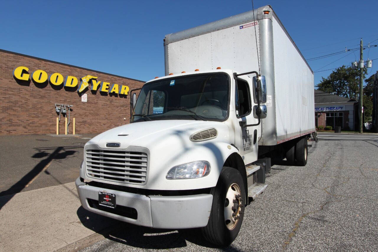 2015 FREIGHTLINER M2