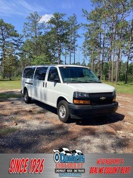 2022 CHEVROLET Express