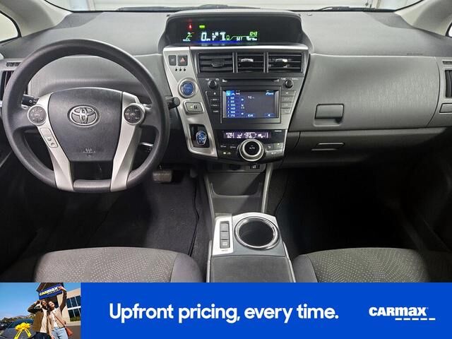 Toyota Prius V