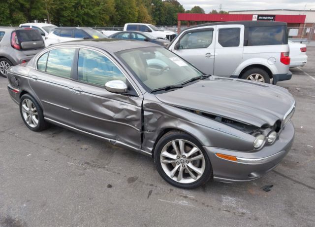Jaguar X-Type