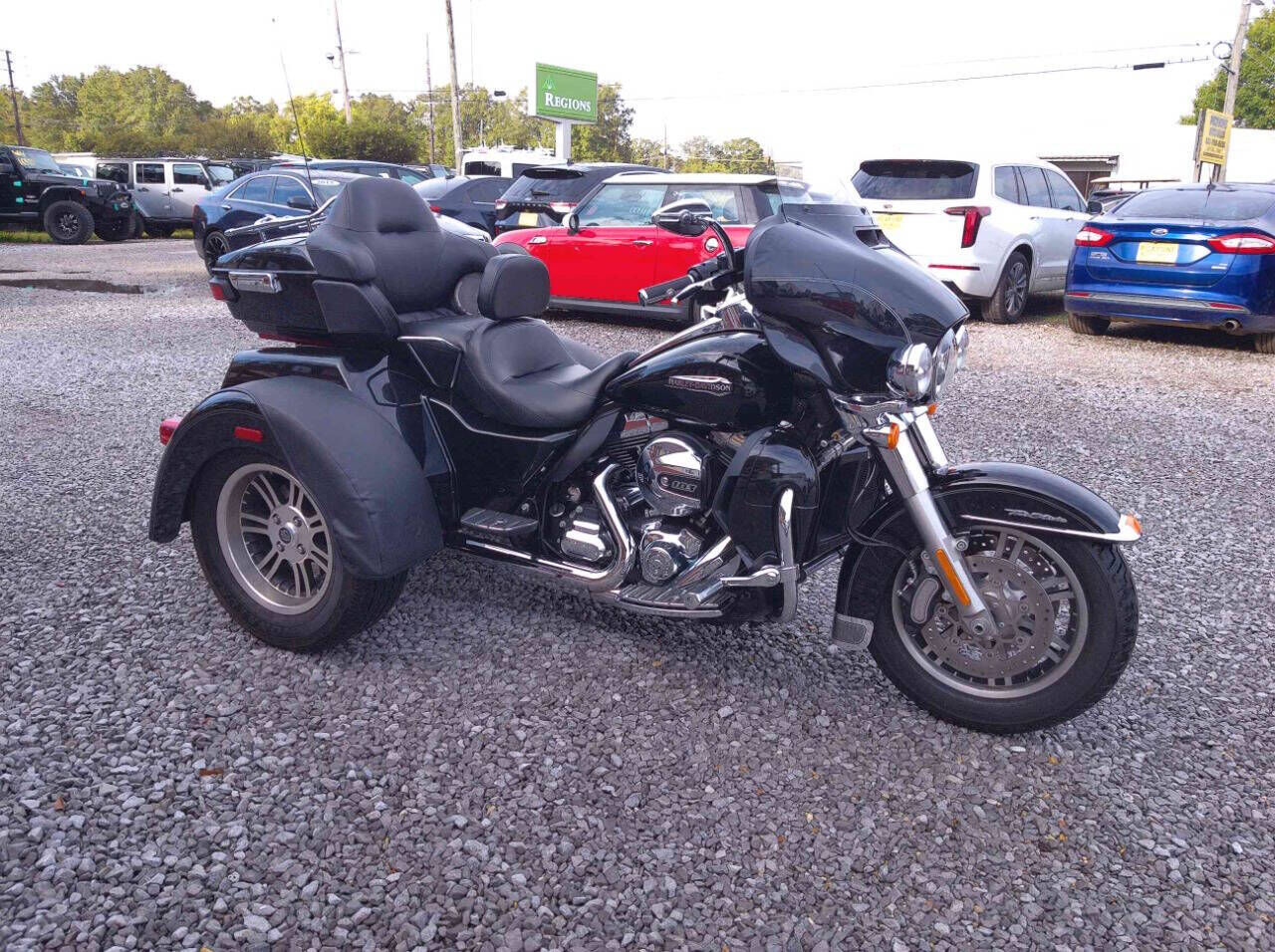2015 HARLEY DAVIDSON Tri Glide Ultra Classic