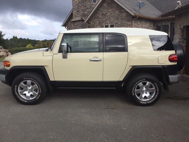Toyota FJ Cruiser
