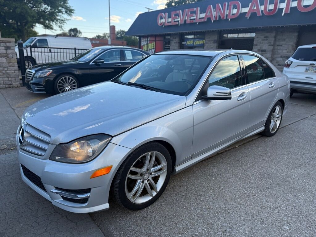 2013 MERCEDES-BENZ C-Class