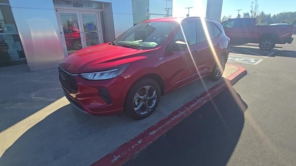 2024 FORD Escape