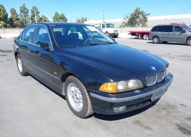 BMW 528i