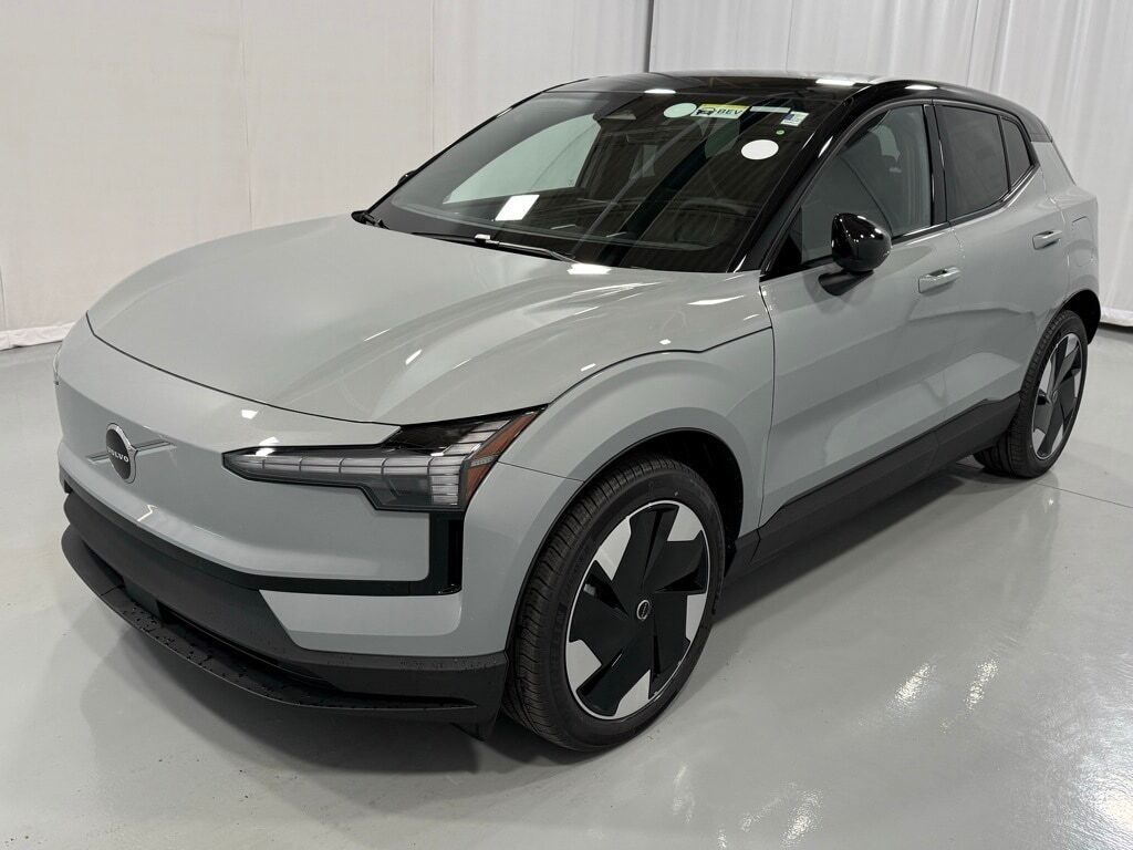 2025 VOLVO EX30