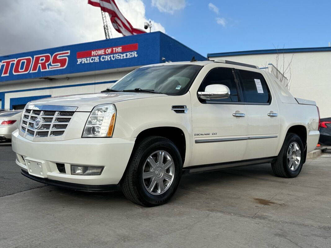 2011 CADILLAC Escalade