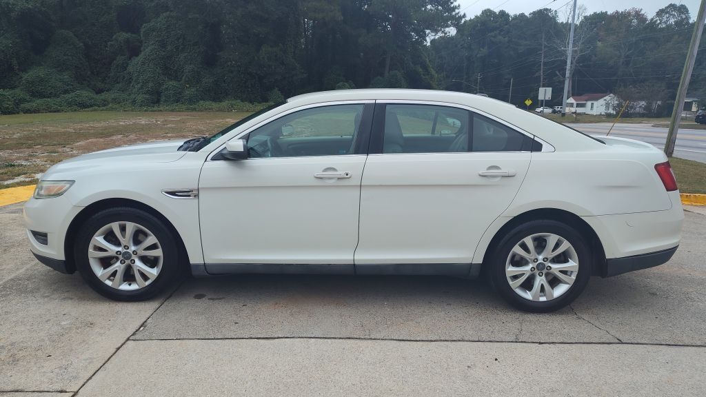 Ford Taurus