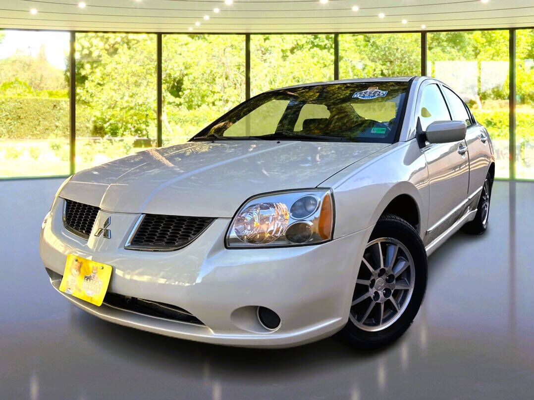 Mitsubishi Galant