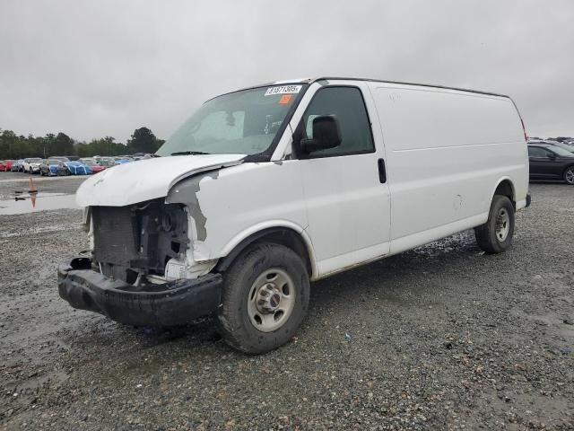GMC Savana