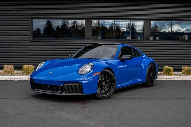 2025 PORSCHE 911