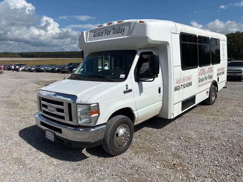Ford E-450