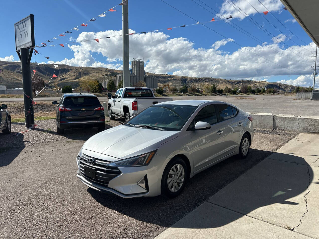 2019 HYUNDAI Elantra