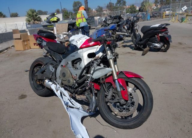 Suzuki GSX-R750