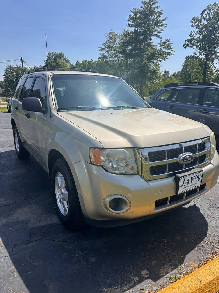2011 FORD Escape