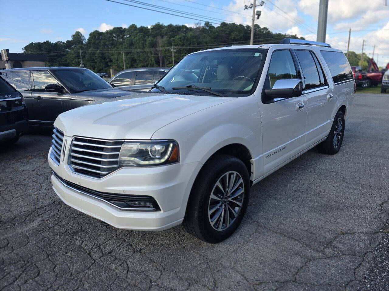 2017 LINCOLN Navigator L