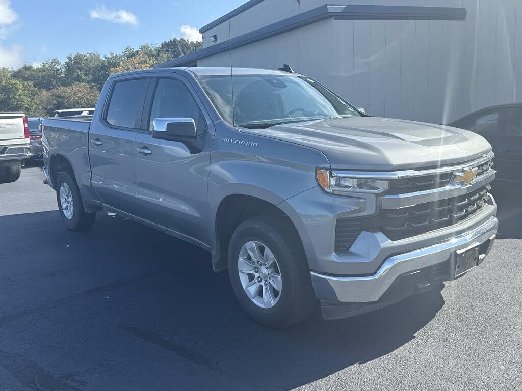 2025 CHEVROLET Silverado