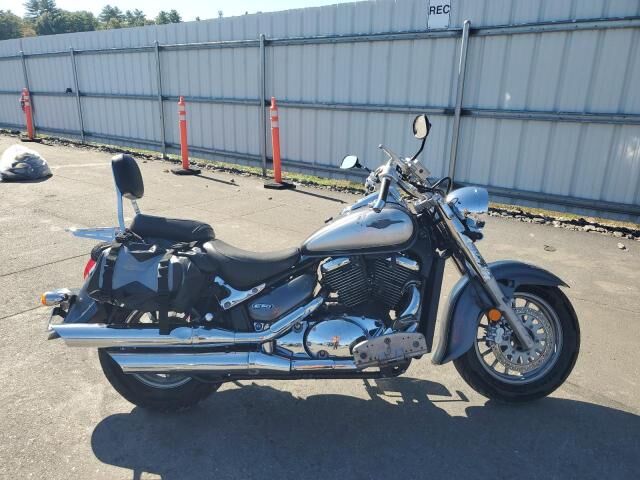 Suzuki VL800/VL800C/VL800T