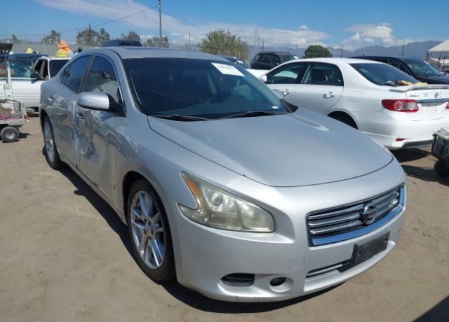 Nissan Maxima
