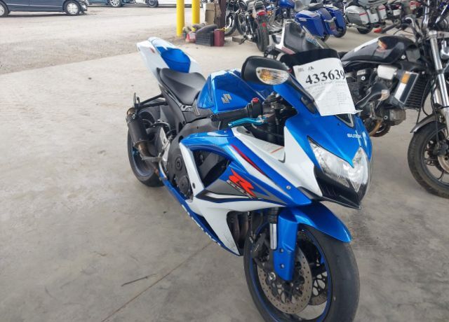 Suzuki GSX-R750