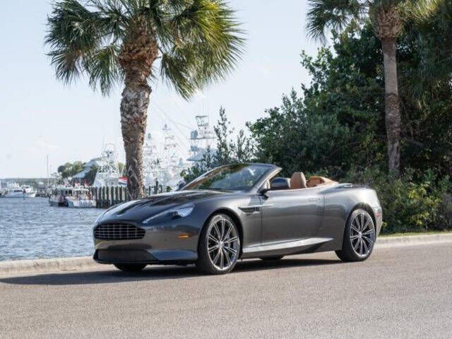 Aston Martin DB9