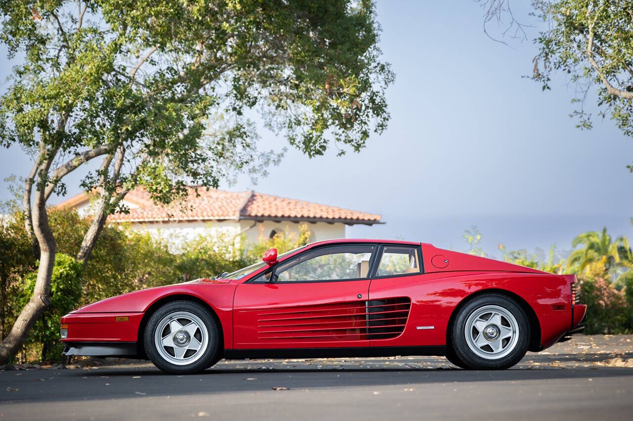 1986 FERRARI Testarossa