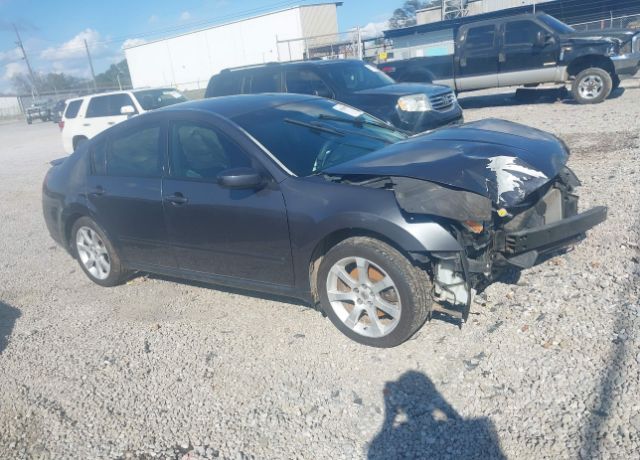 Nissan Maxima