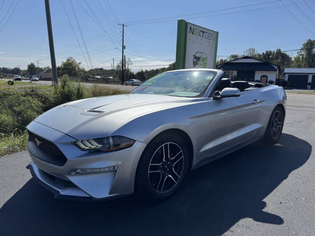 2018 FORD Mustang