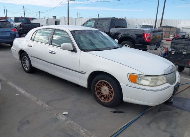Lincoln Town Car