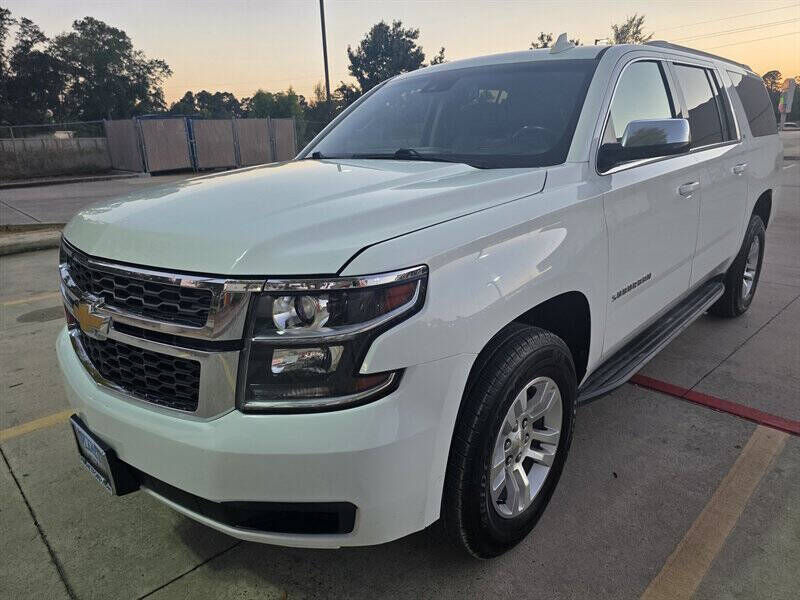 2017 CHEVROLET Suburban
