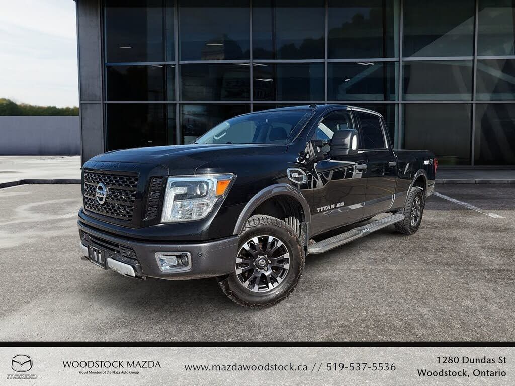 Nissan Titan