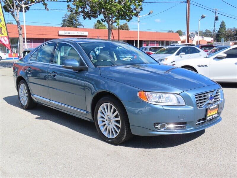 Volvo S80