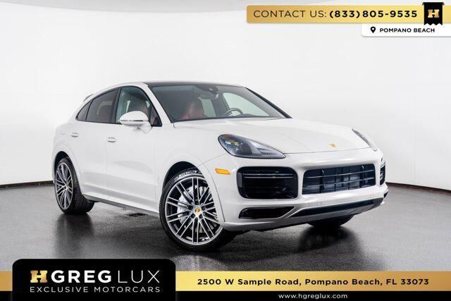 2022 PORSCHE Cayenne