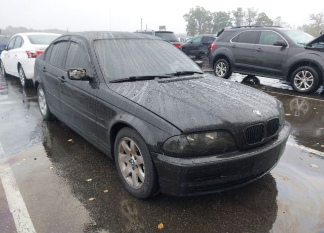 BMW 323i