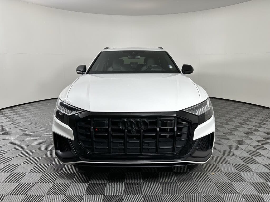 2023 Audi SQ8