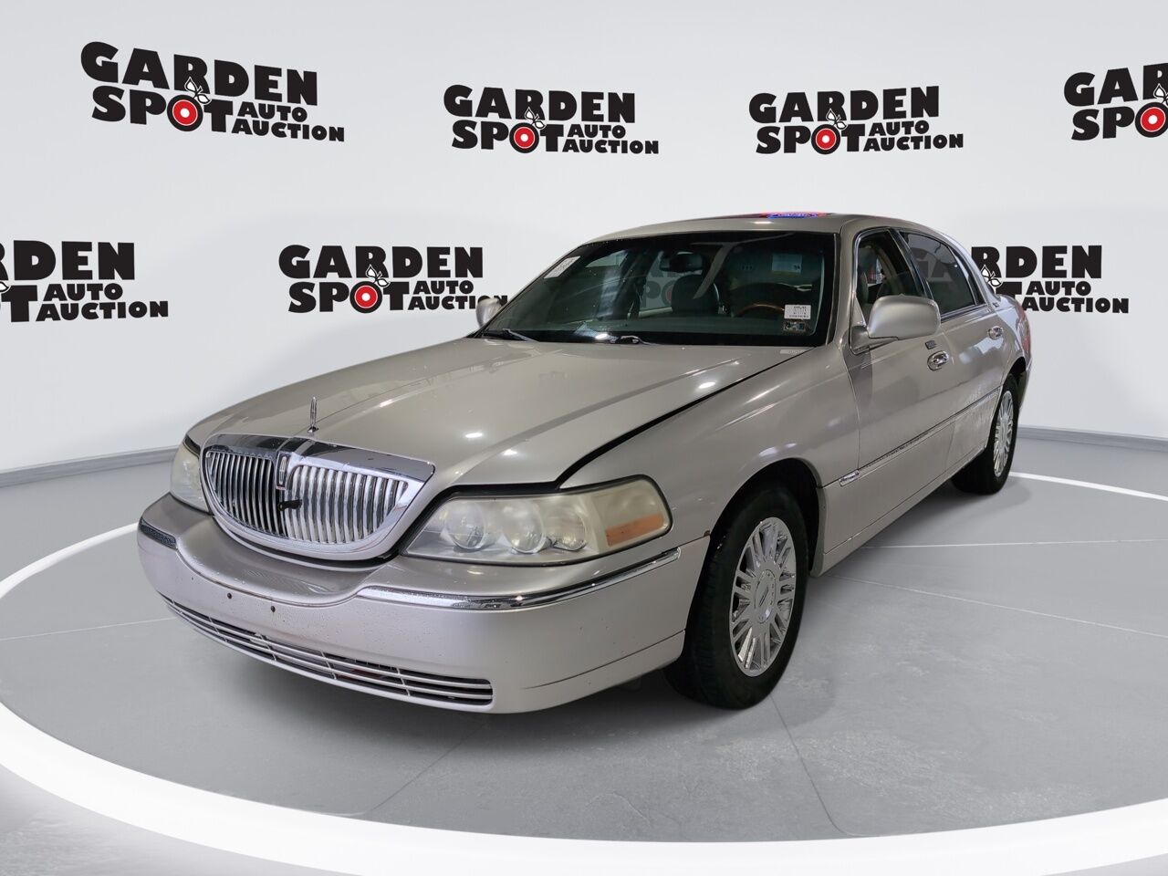 Lincoln Town Car