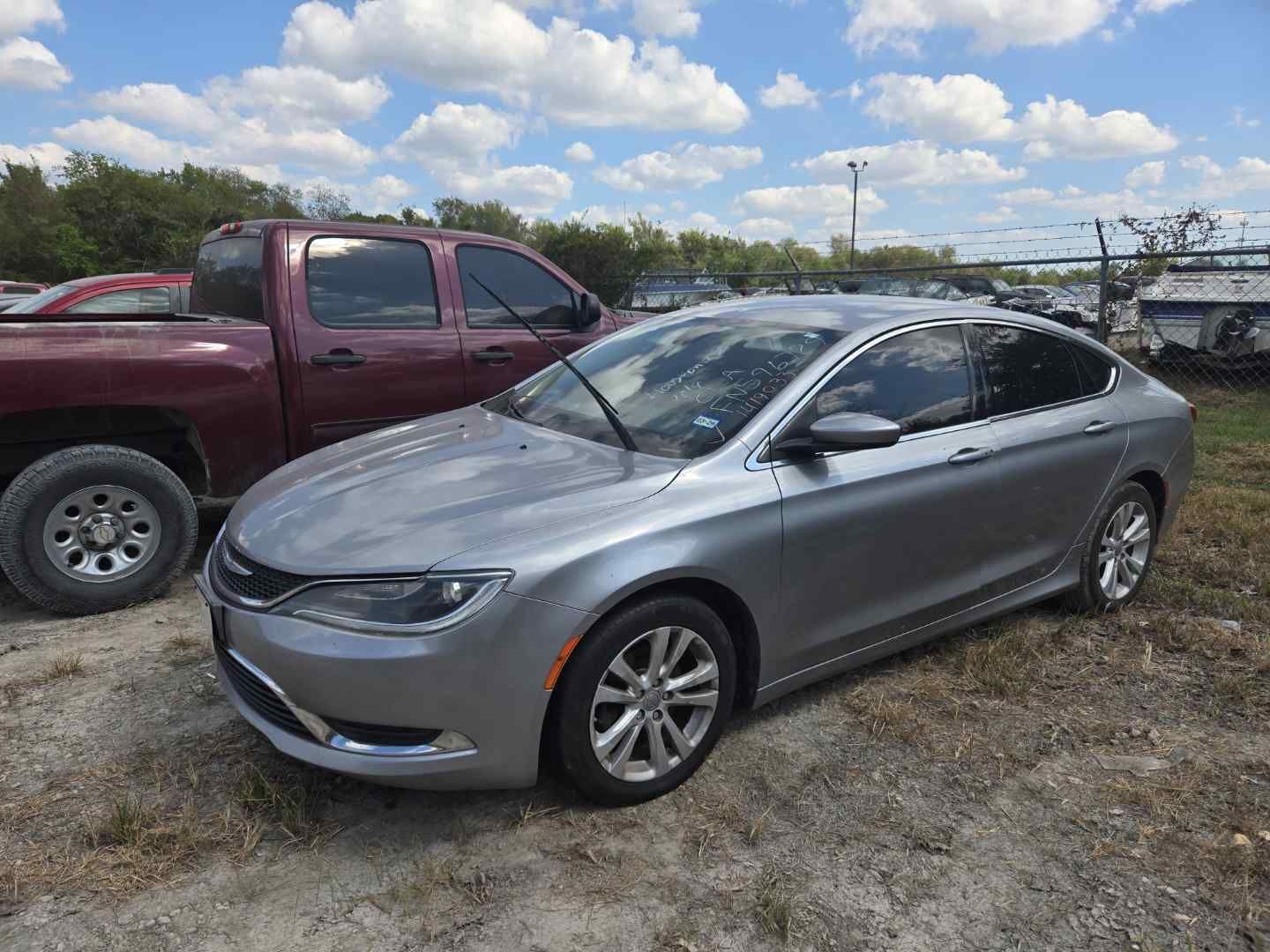 Chrysler 200