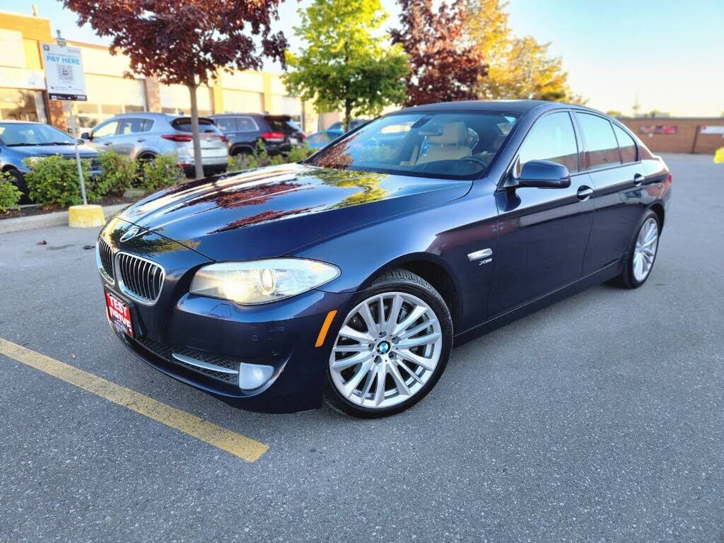 BMW 550i