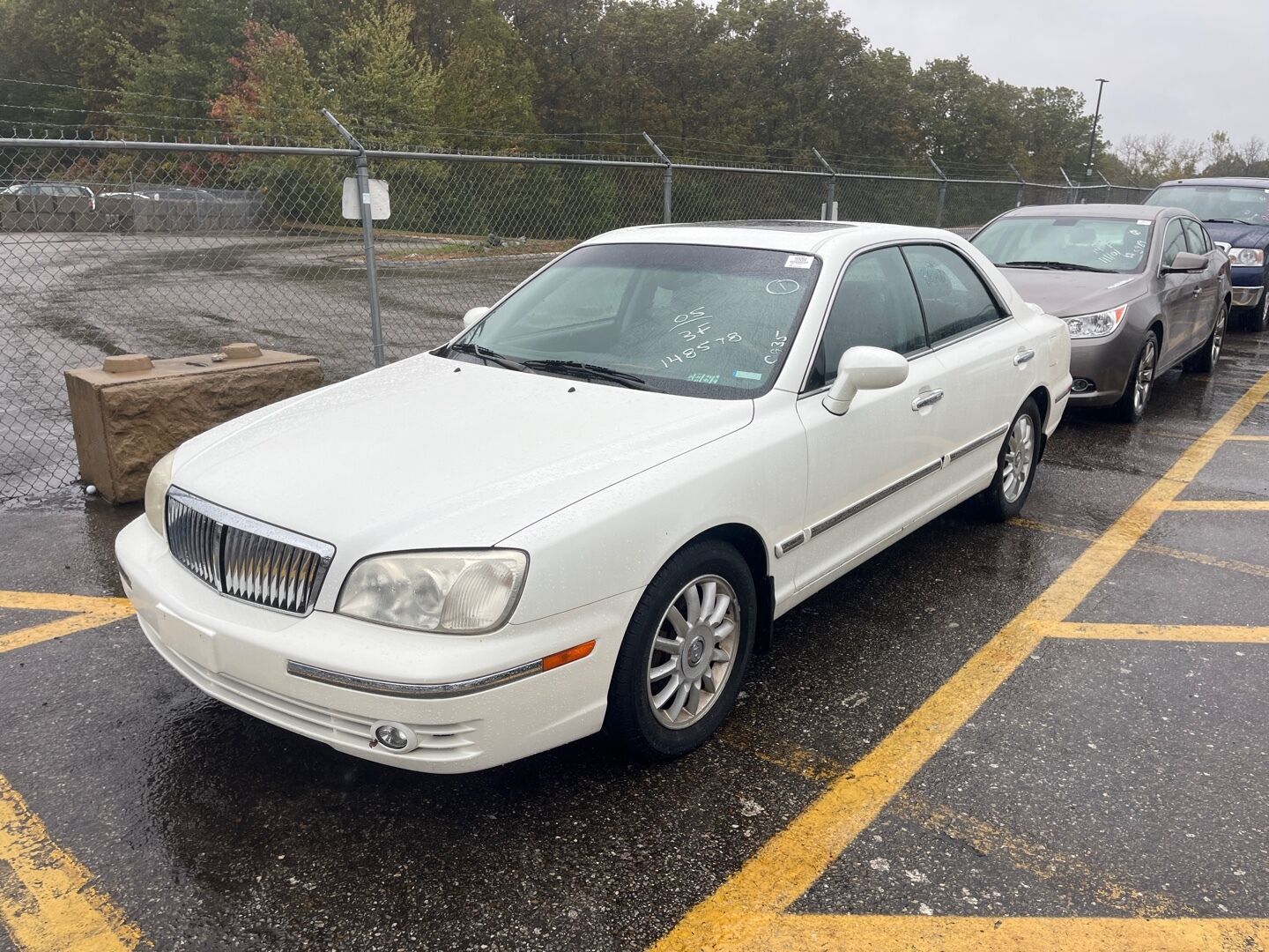 Hyundai XG350
