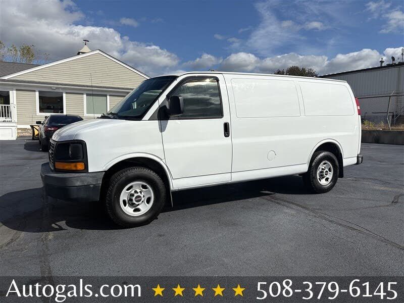 GMC Savana