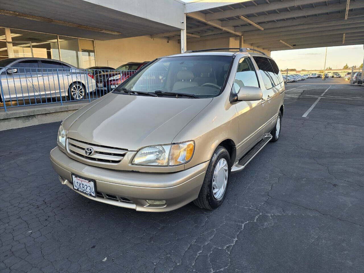 Toyota Sienna